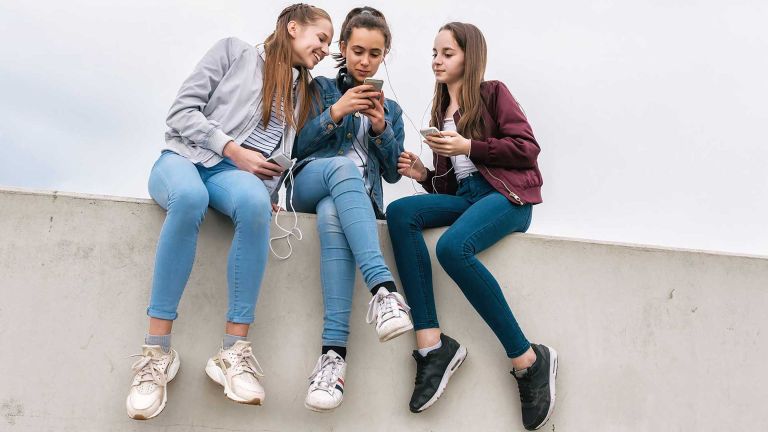 Smartphone, adolescenti e genitori